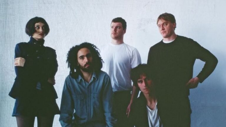 Slow Fiction Announce Debut Album dollhouse and Share New Song “satellite”